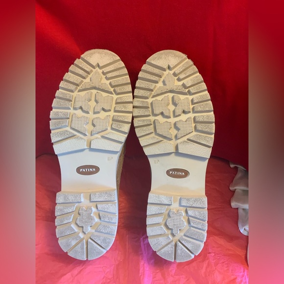 PATINA - Picture 9 of 10